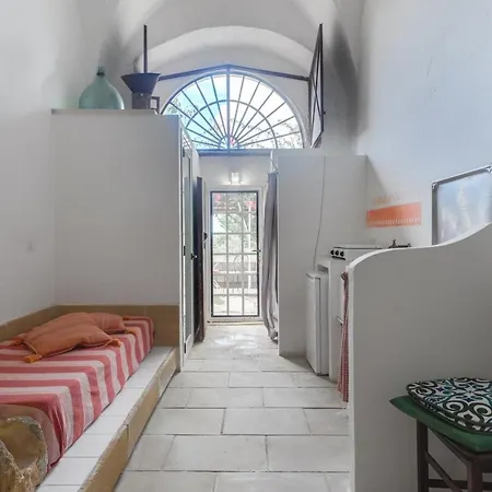 Masseria Tornesella Парабита